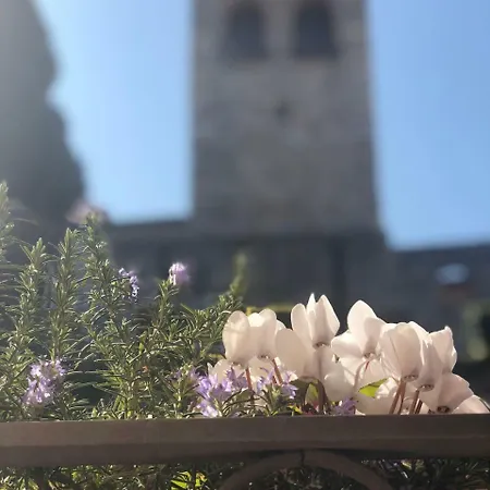 The Tower Of The Old King Bed & Breakfast Desenzano del Garda