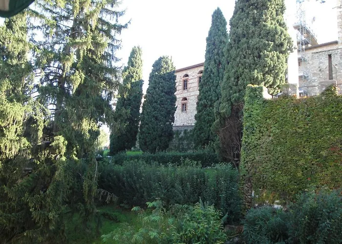 The Tower Of The Old King Bed & Breakfast 4*
