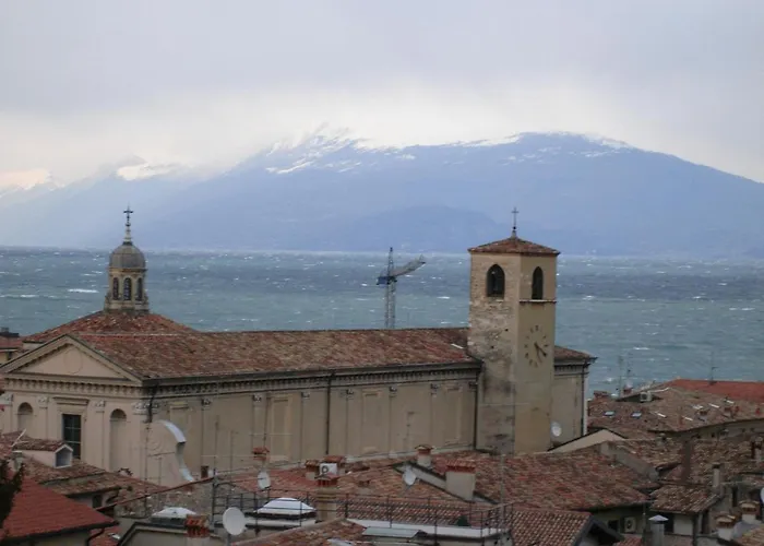 Bed & Breakfast The Tower Of The Old King Desenzano del Garda